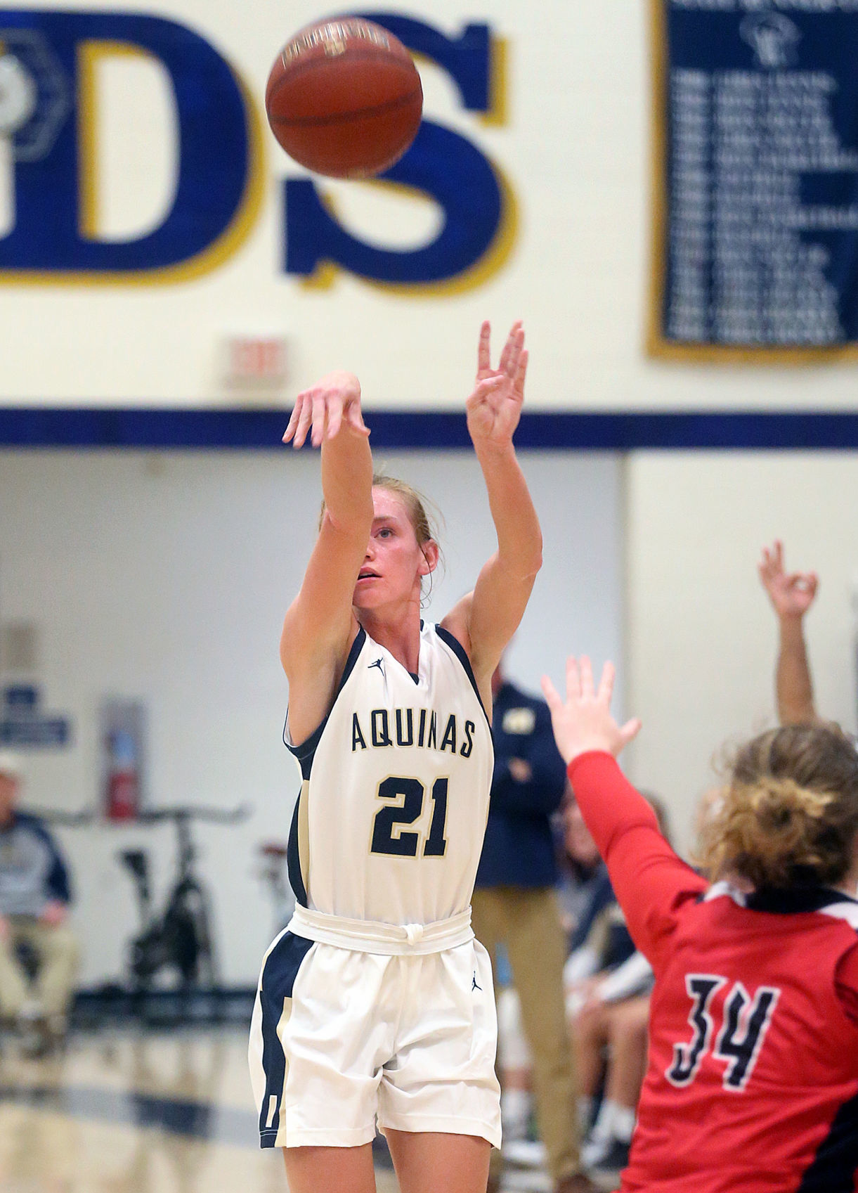 December 5: La Crosse Central vs. La Crosse Aquinas